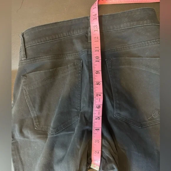 $80 Express Stella Low Rise Black Skinny Jeans - Picture 9 of 13